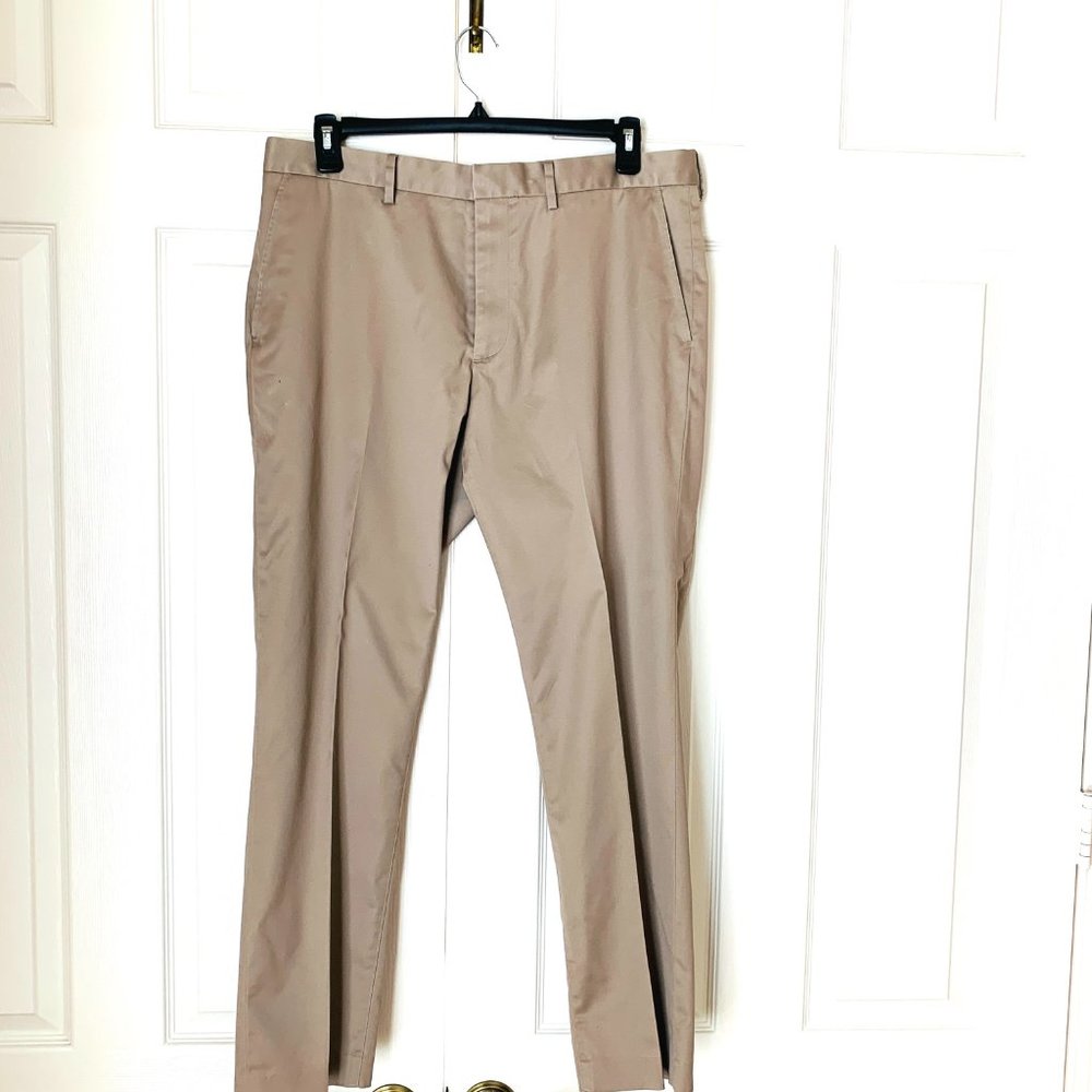 NORDSTROM TAN PANTS 36X30  Wrinkle Free Cotton 4% Spandex Athletic Fit